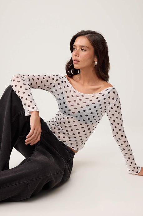 TRENDYOLMİLLA Damen Weiß Ethno-Muster Lang Tailliert Blusen - Image 4