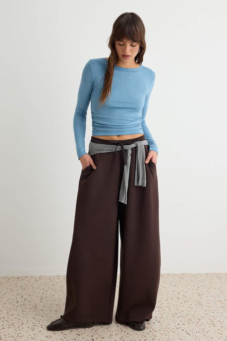 TRENDYOLMİLLA Damen Blau Einfarbig Lang Tailliert Blusen - Image 4