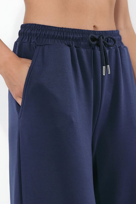 Modal Touch Basic Sweatshirt & Zweiteiliges Set mit Hose mit weitem Bein - Image 5