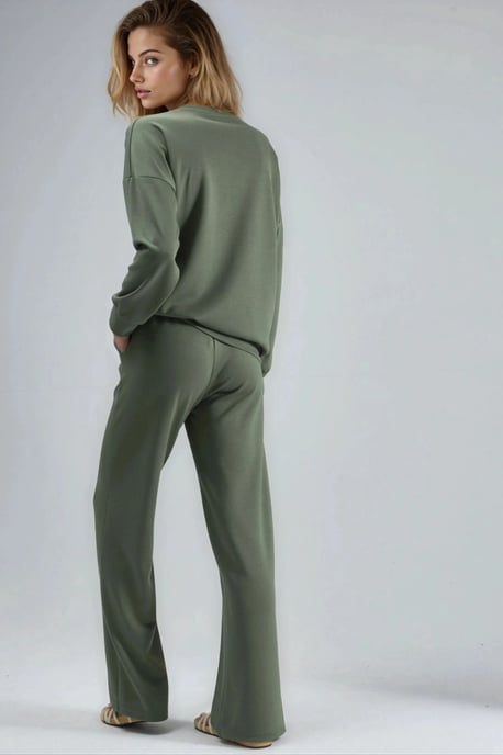 Damen-Zweiteiler im Coordinated Look - Image 3