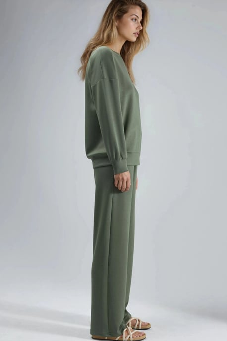 Damen-Zweiteiler im Coordinated Look - Image 4