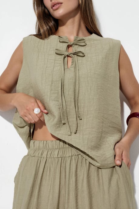 Set aus Viskose-Mischbluse mit Bindeelement und Hose mit elastischem Bund - Image 4