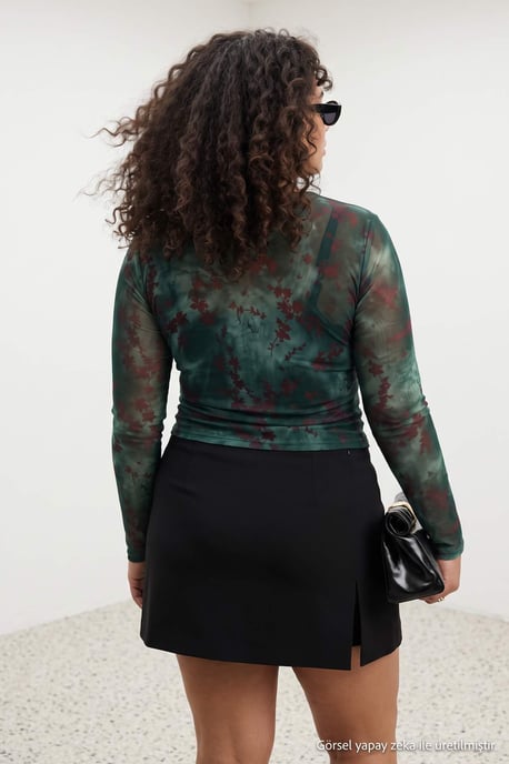 Trendyol Curve Damen Khaki Geblümt Lang Tailliert Große Größen Blusen - Image 3
