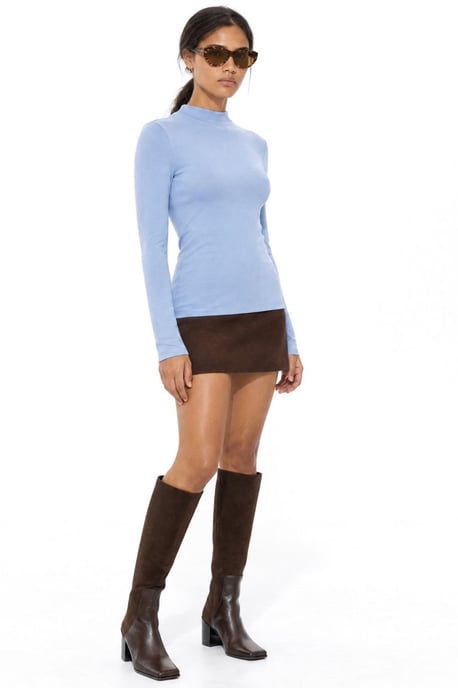 Schmal geschnittene Bluse mit Stehkragen - Image 2