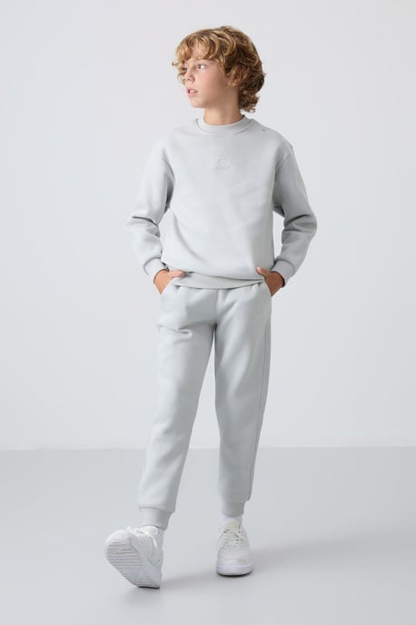 Youth Active Set - Image 1