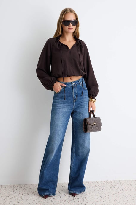 TRENDYOLMİLLA Damen Braun Einfarbig Lang Regular Fit Blusen - Image 4
