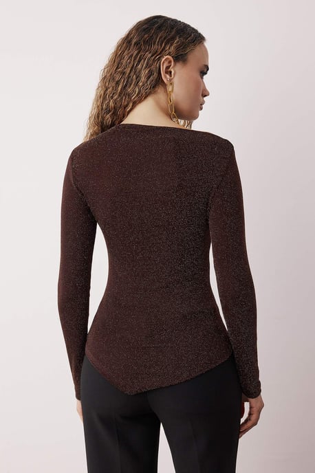 TRENDYOLMİLLA Damen Braun Einfarbig Lang Tailliert Blusen - Image 3