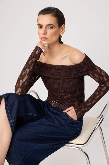 TRENDYOLMİLLA Damen Braun Einfarbig Lang Tailliert Blusen - Image 4