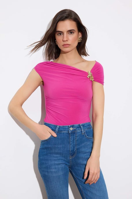 TRENDYOLMİLLA Damen Rosa Einfarbig Ärmellos Tailliert Blusen - Image 1
