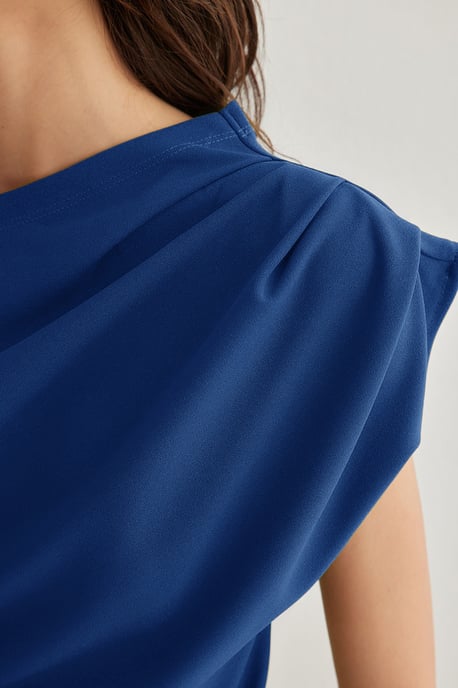 TRENDYOLMİLLA Damen Dunkelblau Einfarbig Kurz Regular Fit Blusen - Image 3