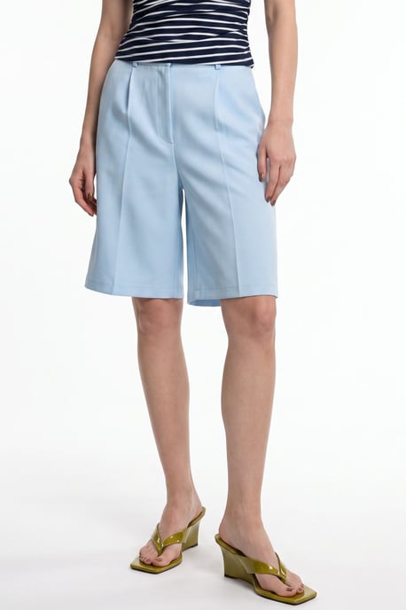 High-Waist Shorts mit weitem Bein und Tailoring - Image 1