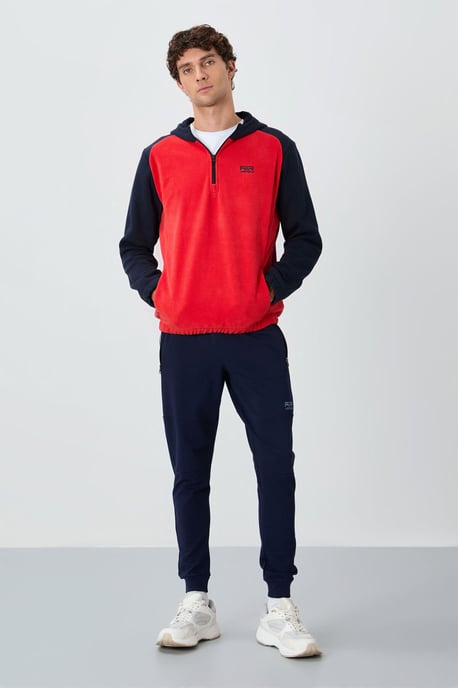 Tommy Life Herren-Sweatshirt aus Plüsch mit Colour-Blocking und halbem Reißverschluss - Image 3