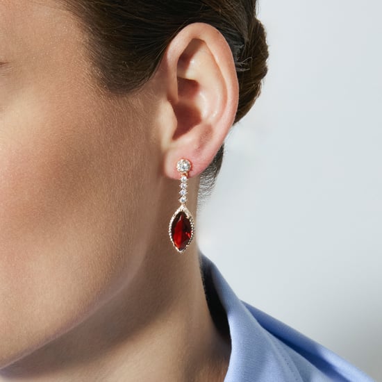 Luxenter Ruby Zirconia Ohrringe in 18 Karat Gelbgold – Musred - Image 4