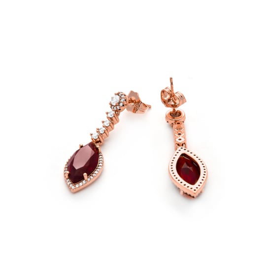 Luxenter Ruby Zirconia Ohrringe in 18 Karat Gelbgold – Musred - Image 5