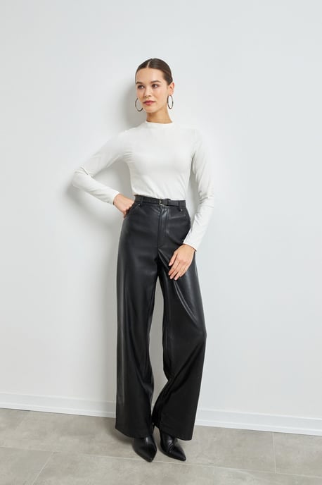 Bipantolon Damenbluse mit Slim Fit und Rundhalsausschnitt - Image 4