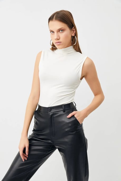 Damen 2er-Pack ärmellose Bodys mit halbem Rollkragen - Image 2