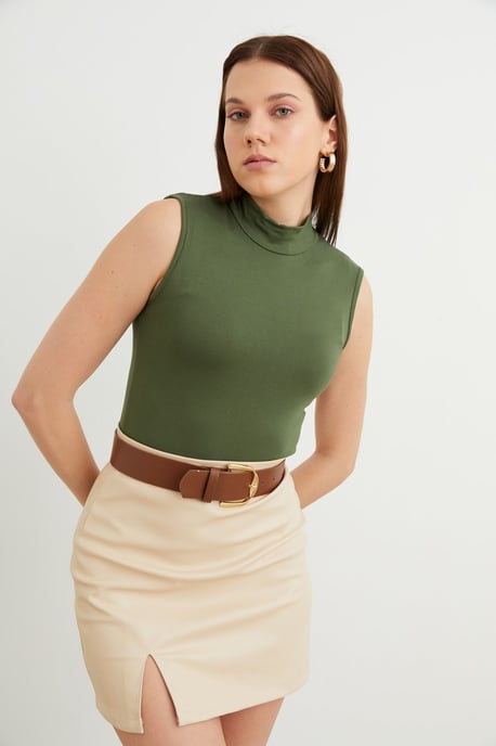 Bipantolon Damen Bluse ohne Ärmel mit halbem Rollkragen - Image 2