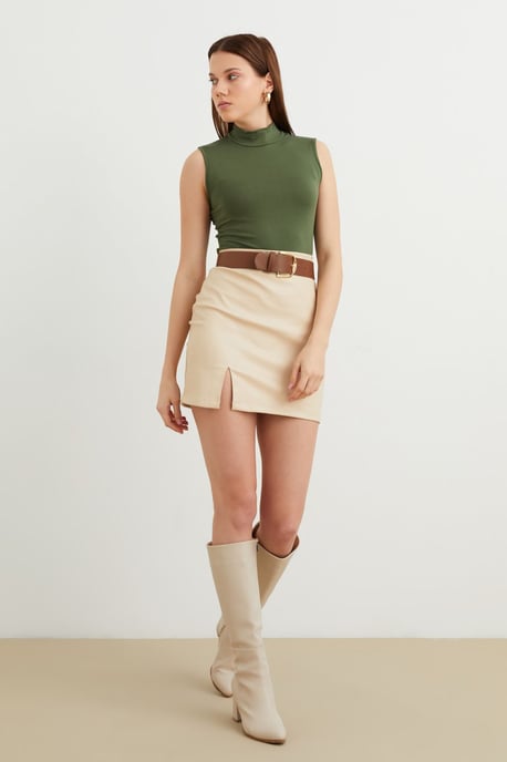 Bipantolon Damen Bluse ohne Ärmel mit halbem Rollkragen - Image 4
