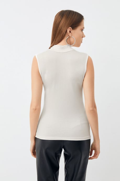 Bipantolon Damenbluse ohne Ärmel mit halbem Rollkragen - Image 5