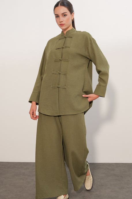 2-teiliges Oversize-Hemd-Hosen-Set - Image 1