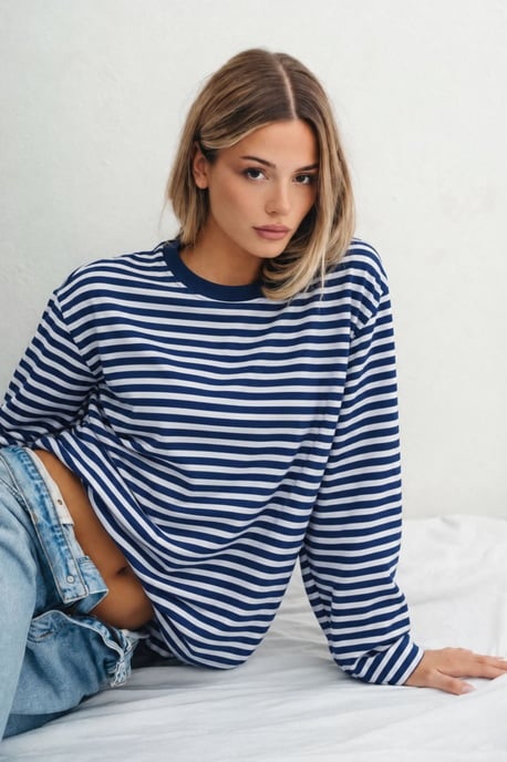 Bipantolon Damen Oversize-Sweatshirt mit Streifen und Rundhalsausschnitt - Image 1