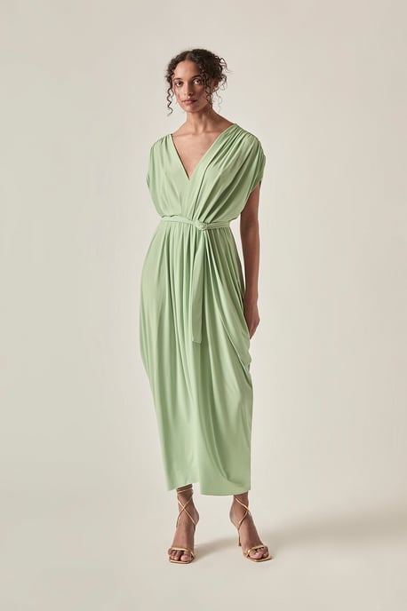 Raffiniertes Midikleid mit offenem Rücken – Salbeigrün - Image 1