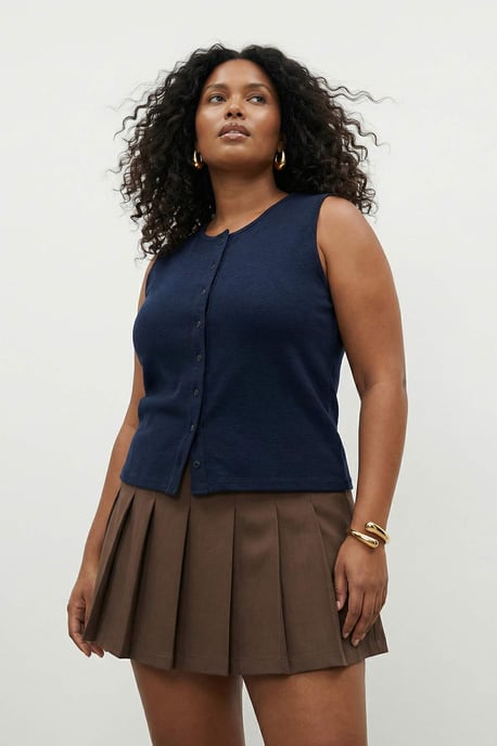 Trendyol Curve Damen Blau Einfarbig Ärmellos Tailliert Große Größen Blusen - Image 1