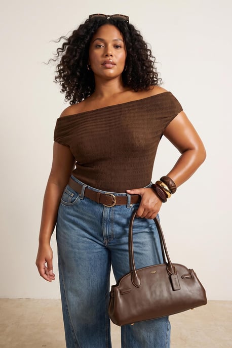 Trendyol Curve Damen Braun Einfarbig Ärmellos Tailliert Große Größen Blusen - Image 6