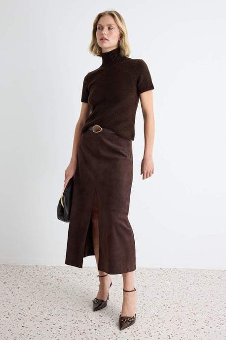 TRENDYOLMİLLA Damen Braun Einfarbig Kurz Tailliert Blusen - Image 6