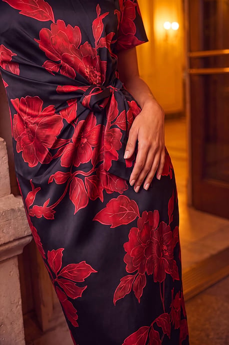 Roman Geblümtes Midikleid mit seitlicher Bindung - Image 4