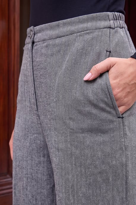 Petite Hose mit weitem Bein - Image 4