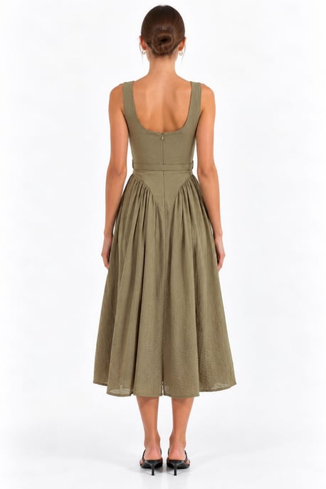 Kleid in Midi-Länge mit eckigem Ausschnitt und Gürtel - Image 4