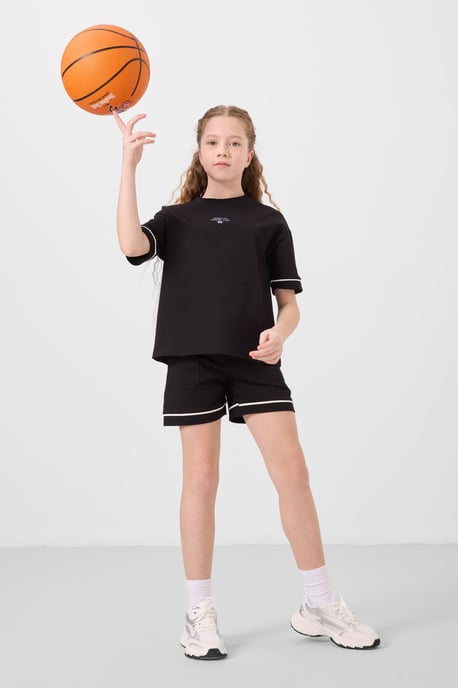 2-teiliges Set aus T-Shirt und Shorts - Image 1