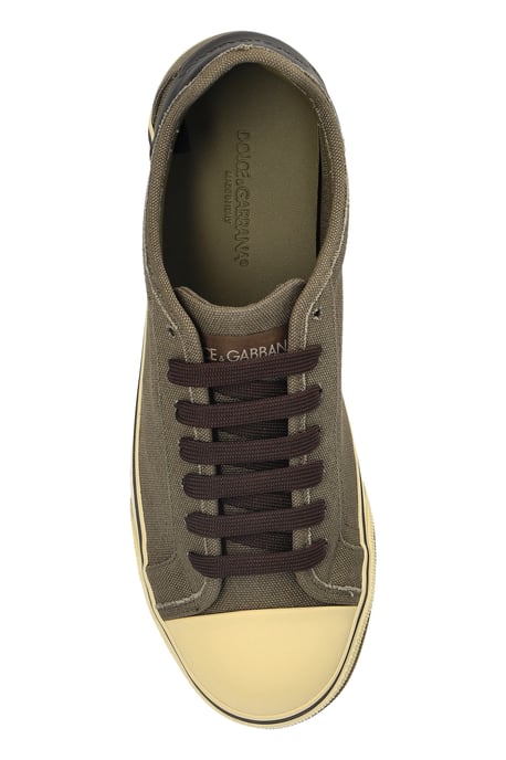 Sportschuhe mit Logo - Image 5
