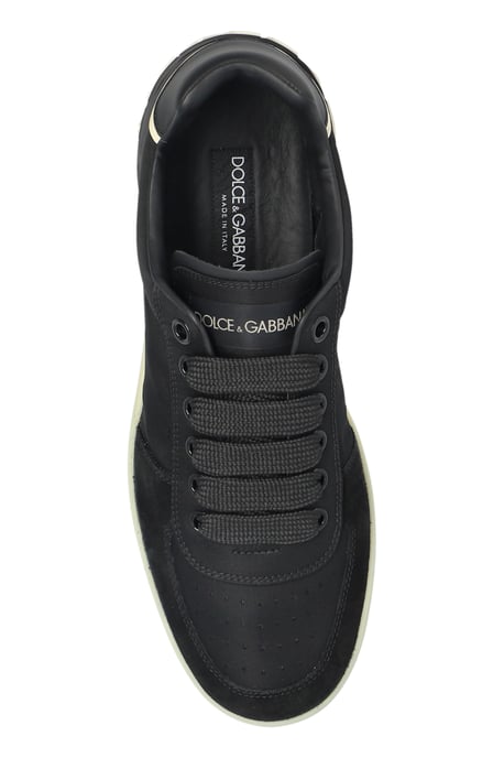 Sportschuhe mit Logo - Image 4
