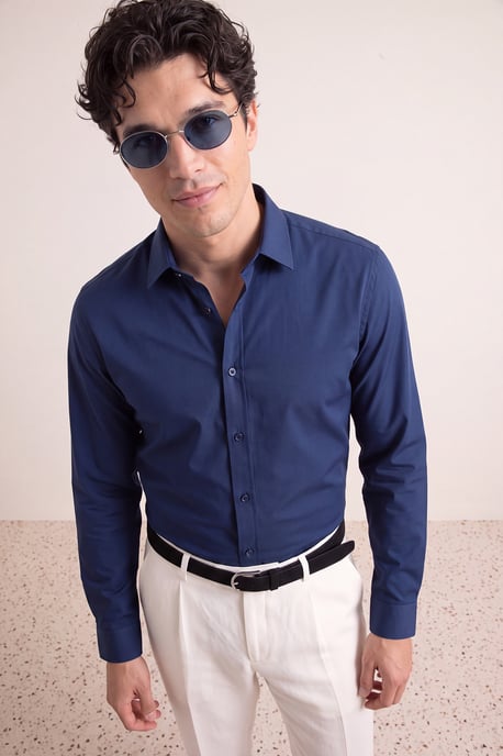 TRENDYOL MAN Herren Dunkelblau Einfarbig Lang Slim Fit Hemden - Image 1