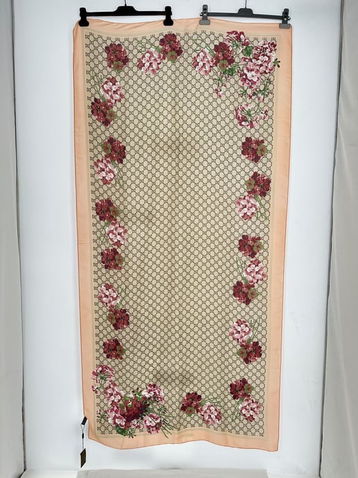 Gucci GG Blooms Print Schal aus mehrfarbiger Seide - Image 6