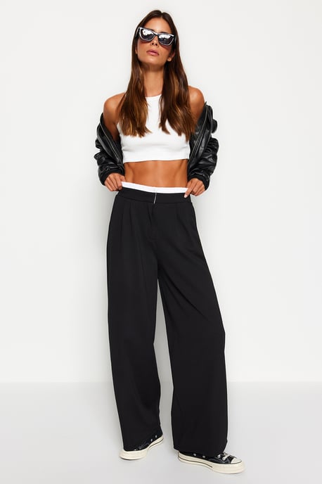 TRENDYOLMİLLA Damen Schwarz Einfarbig Weites Bein Hohe Taille Hosen - Image 1