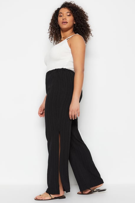 Trendyol Curve Damen Schwarz Strukturiert Weites Bein Hohe Taille Große Größen Hosen - Image 2
