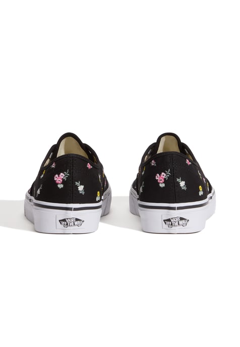 Authentic Sneaker - Image 4