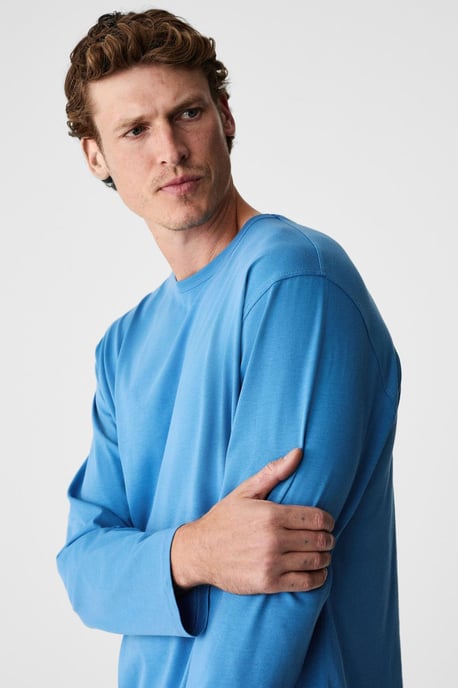 Geripptes Langarm-T-Shirt mit Rundhalsausschnitt - Image 4