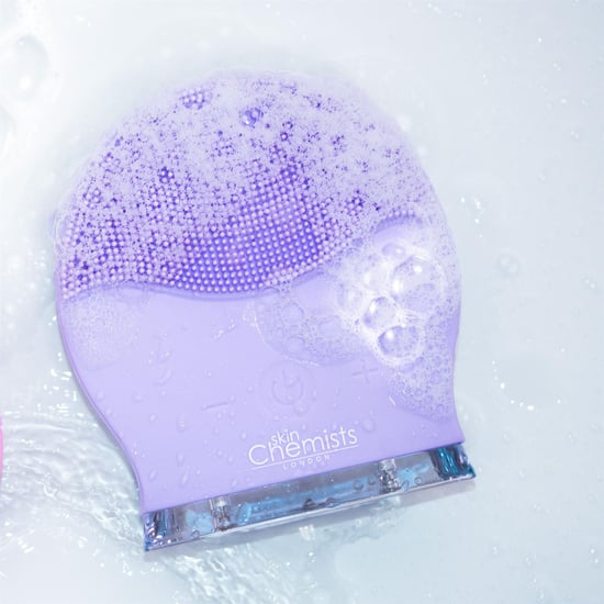 skinChemists Cleanse-A-Sonic Ultra Purple Anti-Aging Gesichtsreinigungsgerät - Image 2