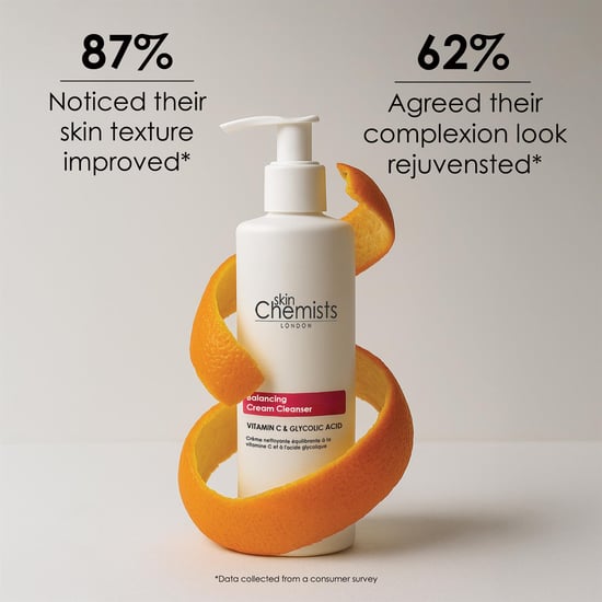 skinChemists Vitamin C & Hyaluronsäure Anti-Aging-Glow-Routine - Image 4