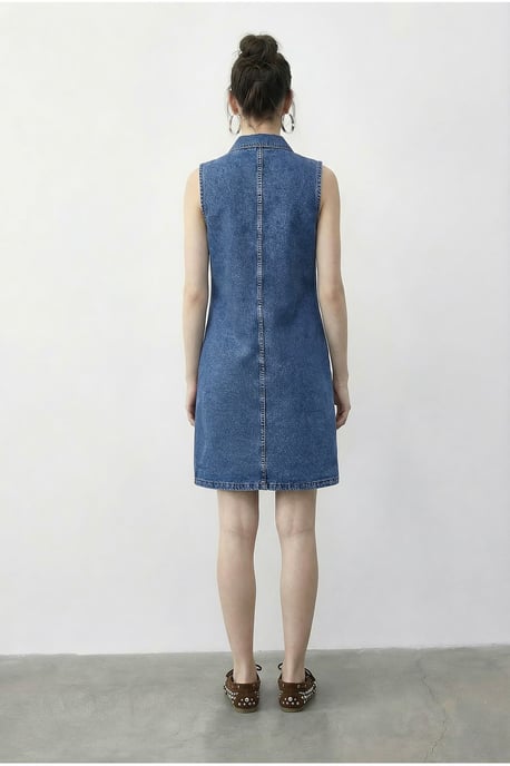 Mini-Denim-Kleid mit Hemdkragen und Tasche - Image 5