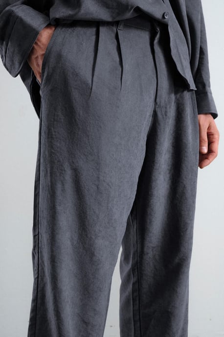 Strukturierte Mid-Waist Gerades Bein Maßhose - Image 3