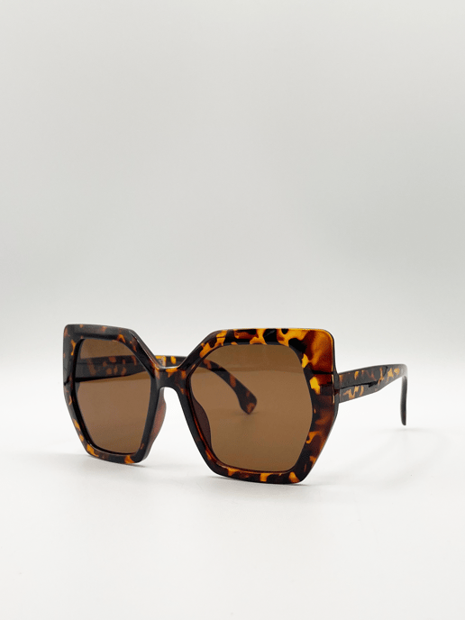 Tortoiseshell oversized cat eye sunglasses - Image 6