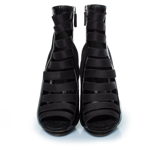 Gucci Olimpia Sandalen mit Riemen aus Lackleder und Wildleder - Image 4