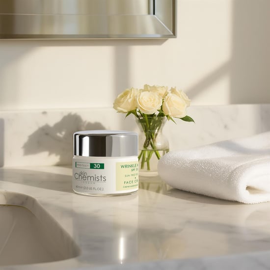 skinChemists Faltenbekämpfende Anti-Aging-Tagescreme mit Sonnenschutz, LSF 30, 60 ml - Image 3