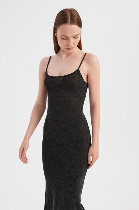 Unifarbenes Maxikleid mit Spaghetti-Trägern - Image 1