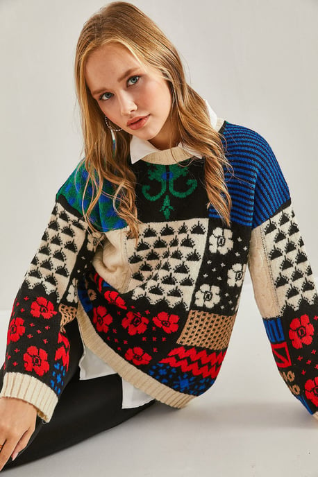 Dicker abstrakter Rippstrickpullover mit Rundhalsausschnitt - Image 3
